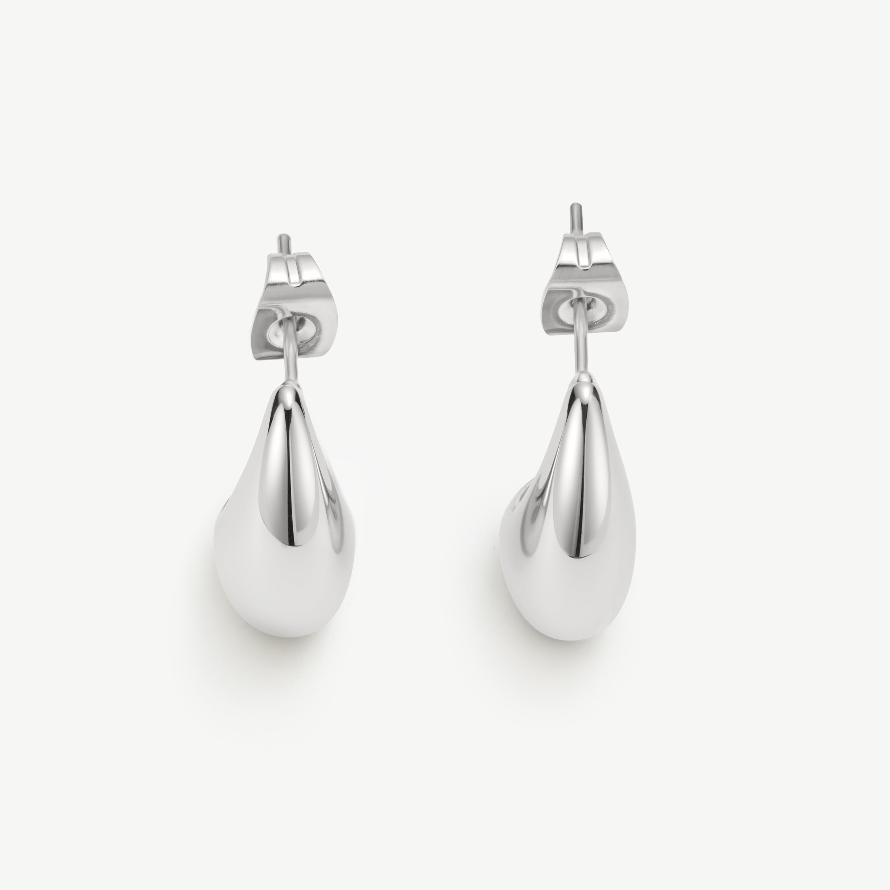 [D.Louise]日本未上陸!外す必要ないジュエリーCurved Baby Hoops Hoops – D.LOUISE Jewelry